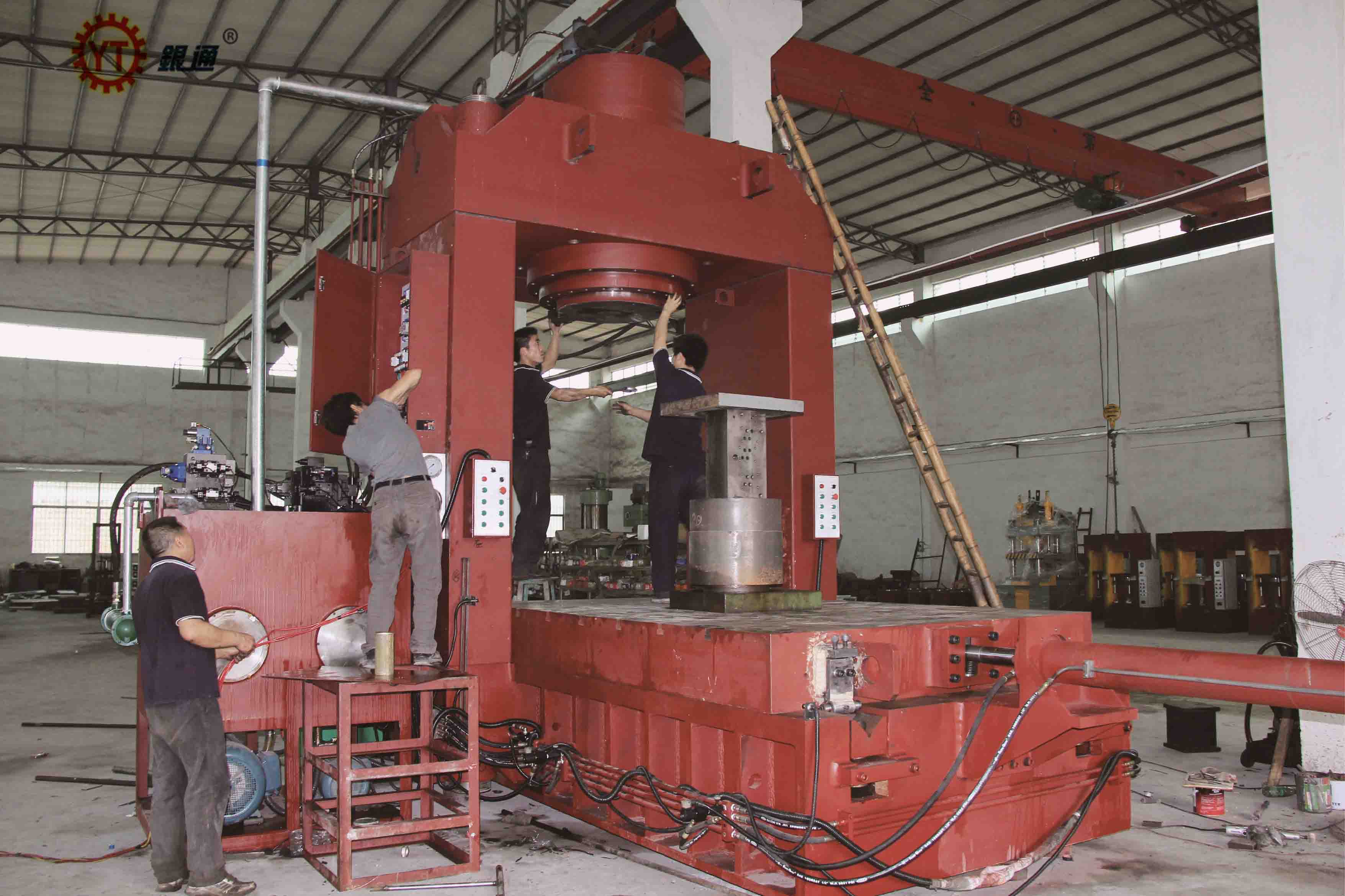 湖北正宗液壓機(jī)多少錢